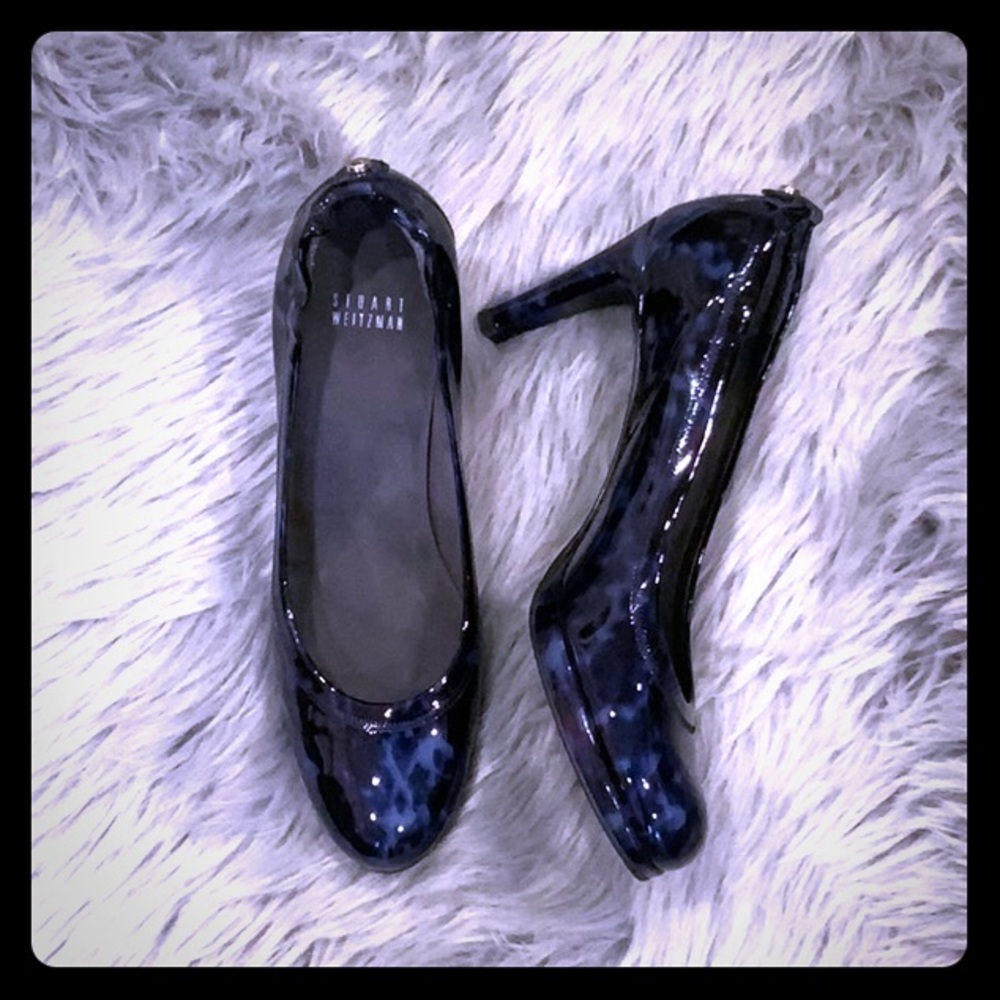 Stuart Weitzman pumps